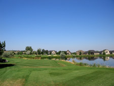 The challenging half blind par three 3rd at Banbury