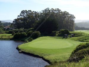 Half Moon Bay (Ocean) 7th Green