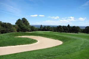 Broadmoor (East) 10th Bunker