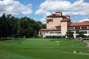 Broadmoor (East) 18th Green