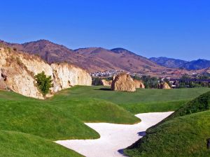 Fossil Trace 12th Bunker Zoom