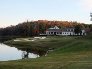 Hawks Ridge 18th Green