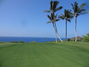 Hokulia 17th Green