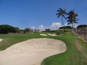 Hokulia 18th Bunker