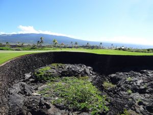 Kohanaiki 14th Lava Bunker