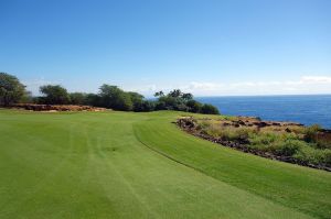 Manele 17th Approach