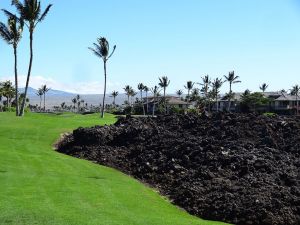 Mauna Lani (South) 9th Rock