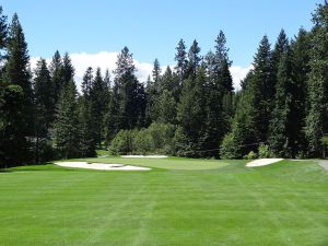 Avondale 6th Green