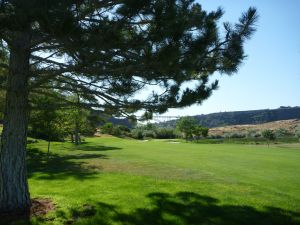 Blue Lakes 1st Fairway