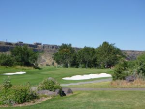 Blue Lakes 5th Green