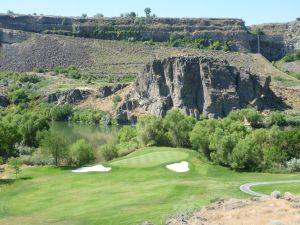 Blue Lakes 6th Green