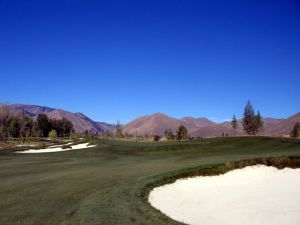 Valley Club (Fazio) 3rd Green