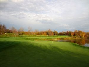 Victoria National 15th Back Green