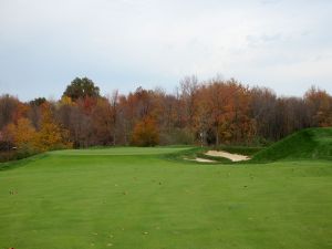 Victoria National 2nd Green