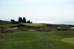 Arcadia Bluffs 5th Green