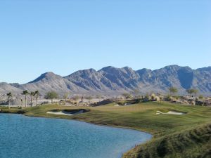 Coyote Springs 17th Green