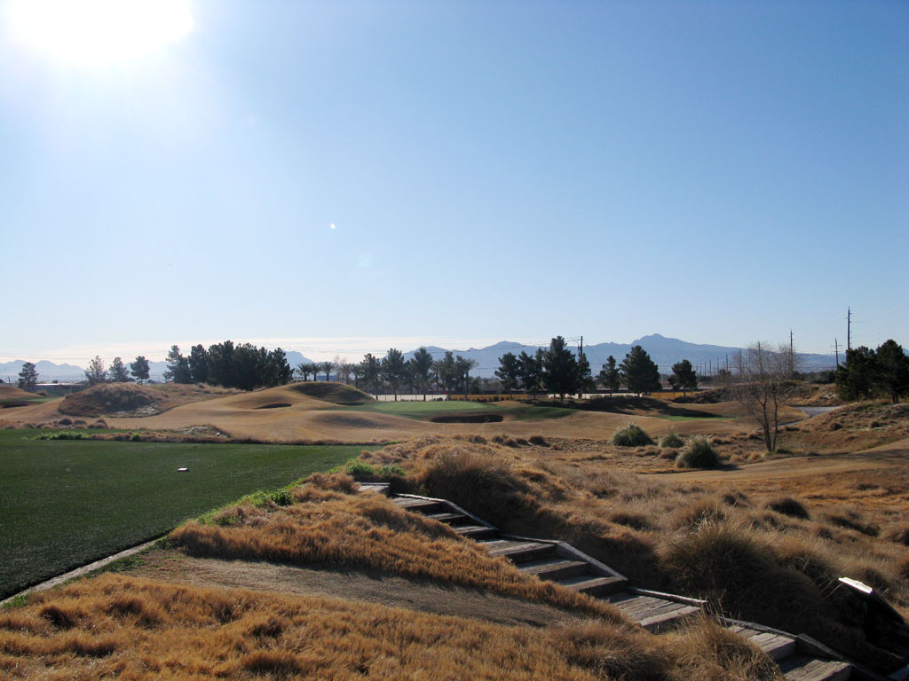 Royal Links Golf Club