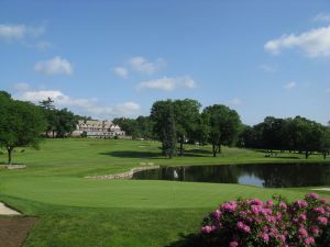 Baltusrol (Lower) 4th Flowers