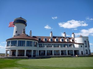 Bayonne Clubhouse Practice Green