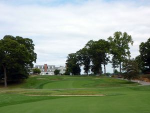 Piping Rock 18th Fairway