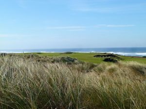 Bandon Dunes 16th Fescue Side