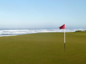 Bandon Dunes 4th Flag