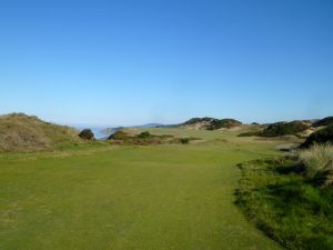 Pacific Dunes 13th Tee