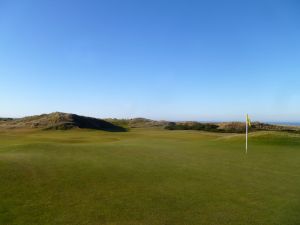 Pacific Dunes 6th Green