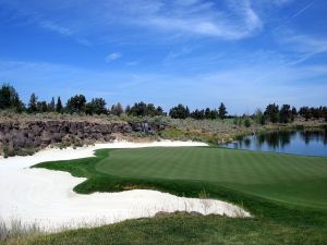 Pronghorn (Nicklaus) 13th Green 2007