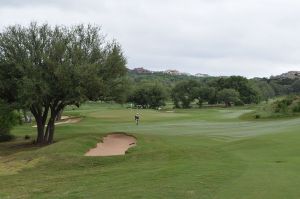 Spanish Oaks 10th Approach