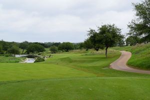 Spanish Oaks 14th Tee