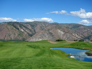 Desert Canyon 10th Approach