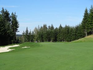 Salish Cliffs 8th Approach