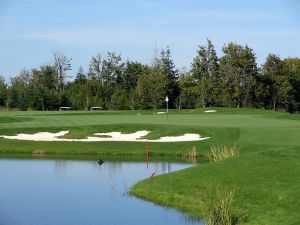 Salish Cliffs 9th Green