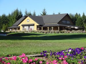 Trophy Lake 18th Clubhouse