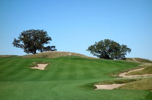 Erin Hills 7th Approach