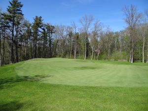 Pine Hills 6th Green