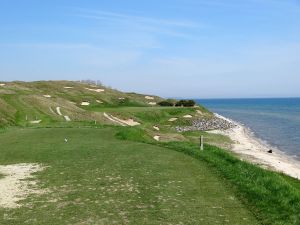 Whistling Straits (Straits) 7th Tee